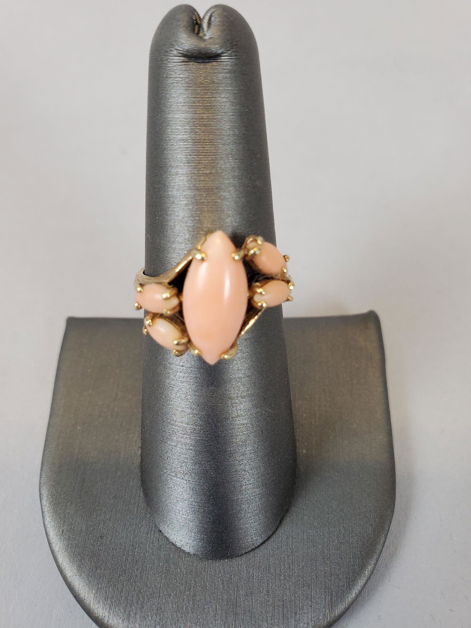 Vintage Yellow Gold and Coral Cocktail Ring (1 of 4)