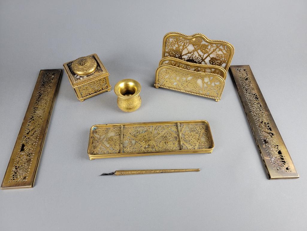 Antique Tiffany Studios Pine Needle Desk Set (1 of 20)