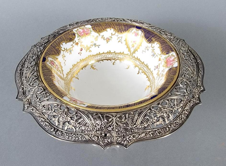 Antique Sterling Footed Dish w/ Wedgewood Bowl (1 of 6)
