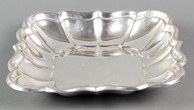 Reed & Barton Sterling Silver Serving Bowl (1 of 3)