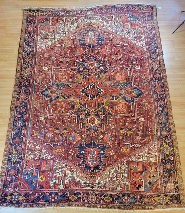 Vintage Hand-Knotted Heriz Persian Rug (1 of 8)