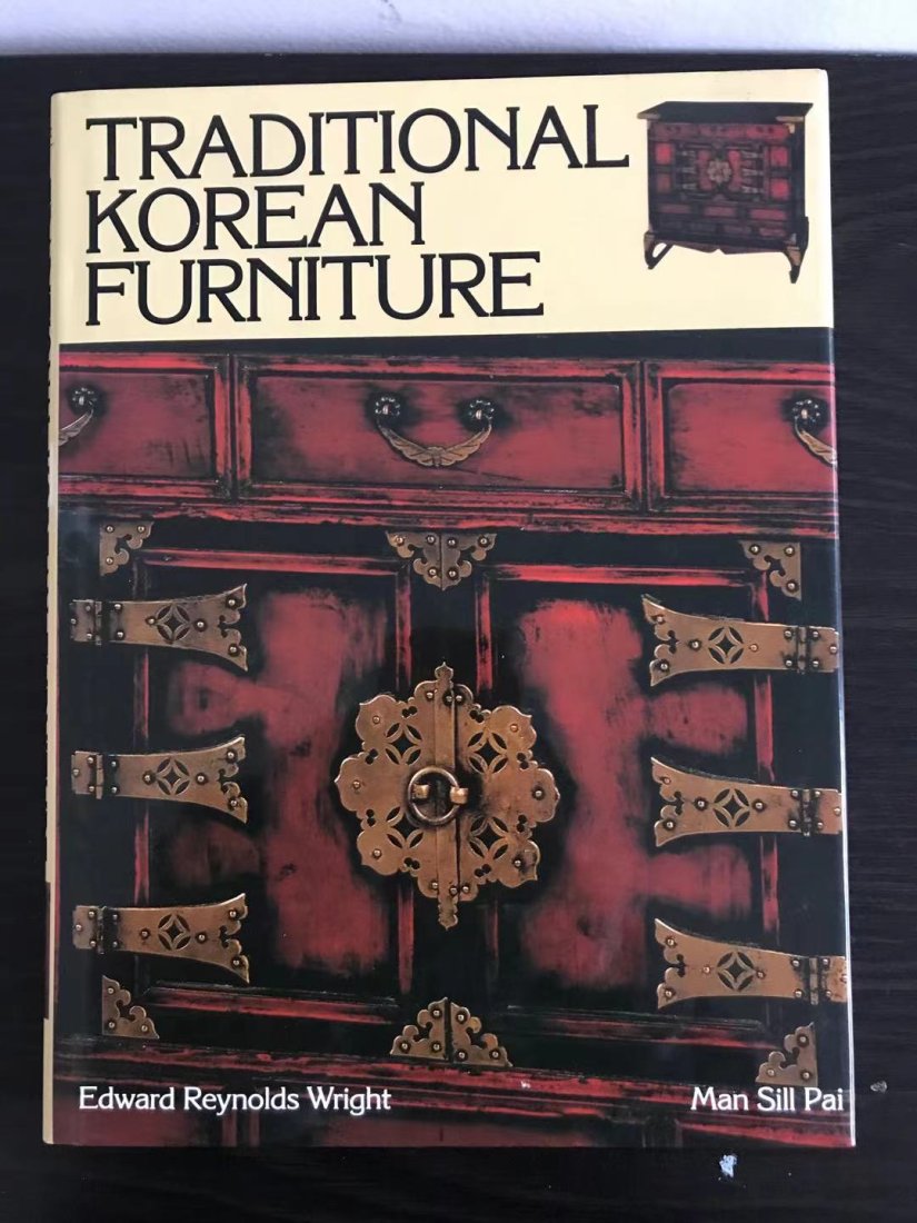 Traditional Korean Furniture: Traditional Korean Furniture by Edward Reynolds Wright, hard cover and very good condition!