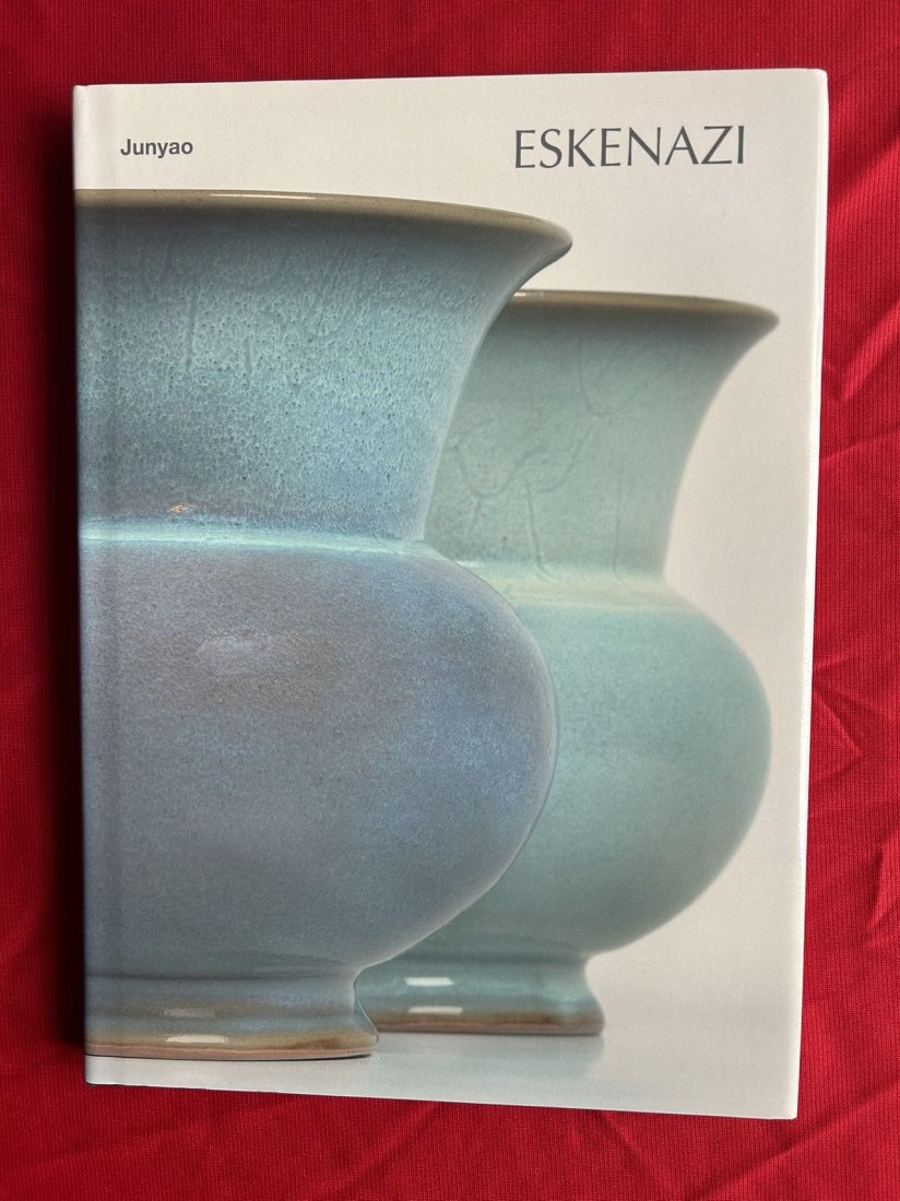 Famous dealer Eskenazi 2013 Junyao (hard cover): Famous dealer Eskenazi 2013 Junyao (hard cover) , very good condition!