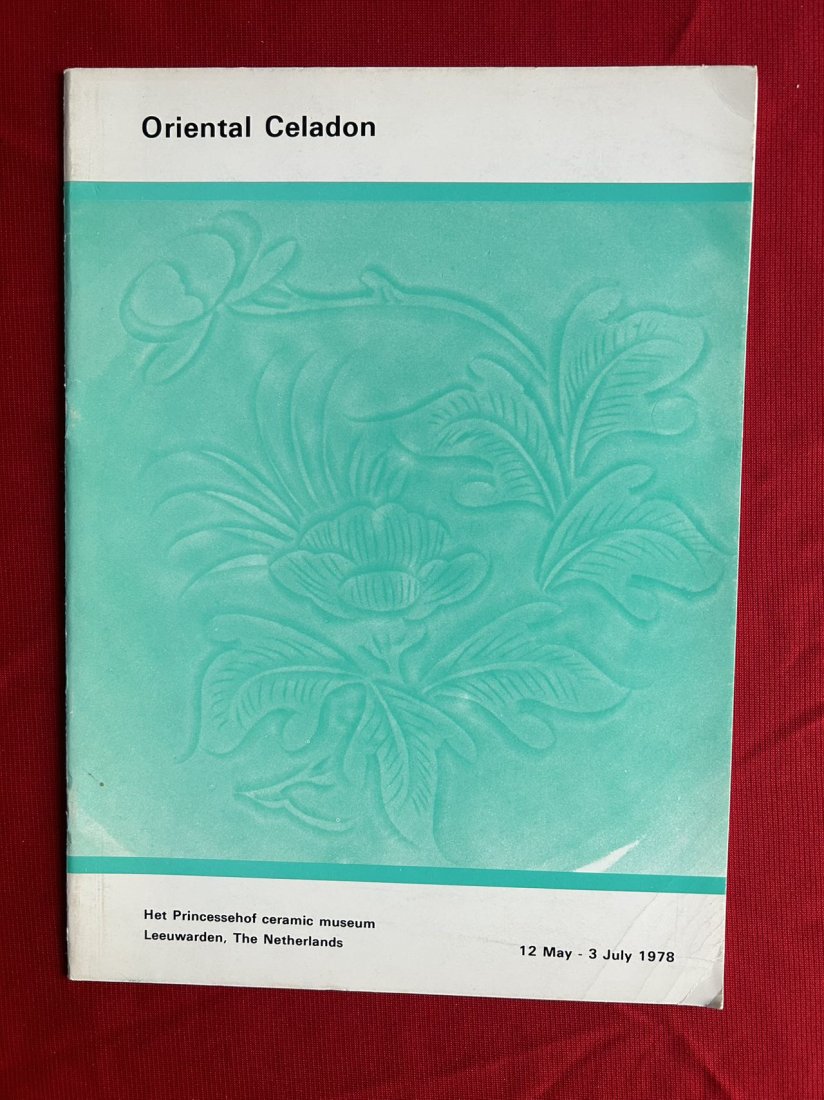 Oriental Celadon: Oriental Celadon ,published in 1978, good condition!