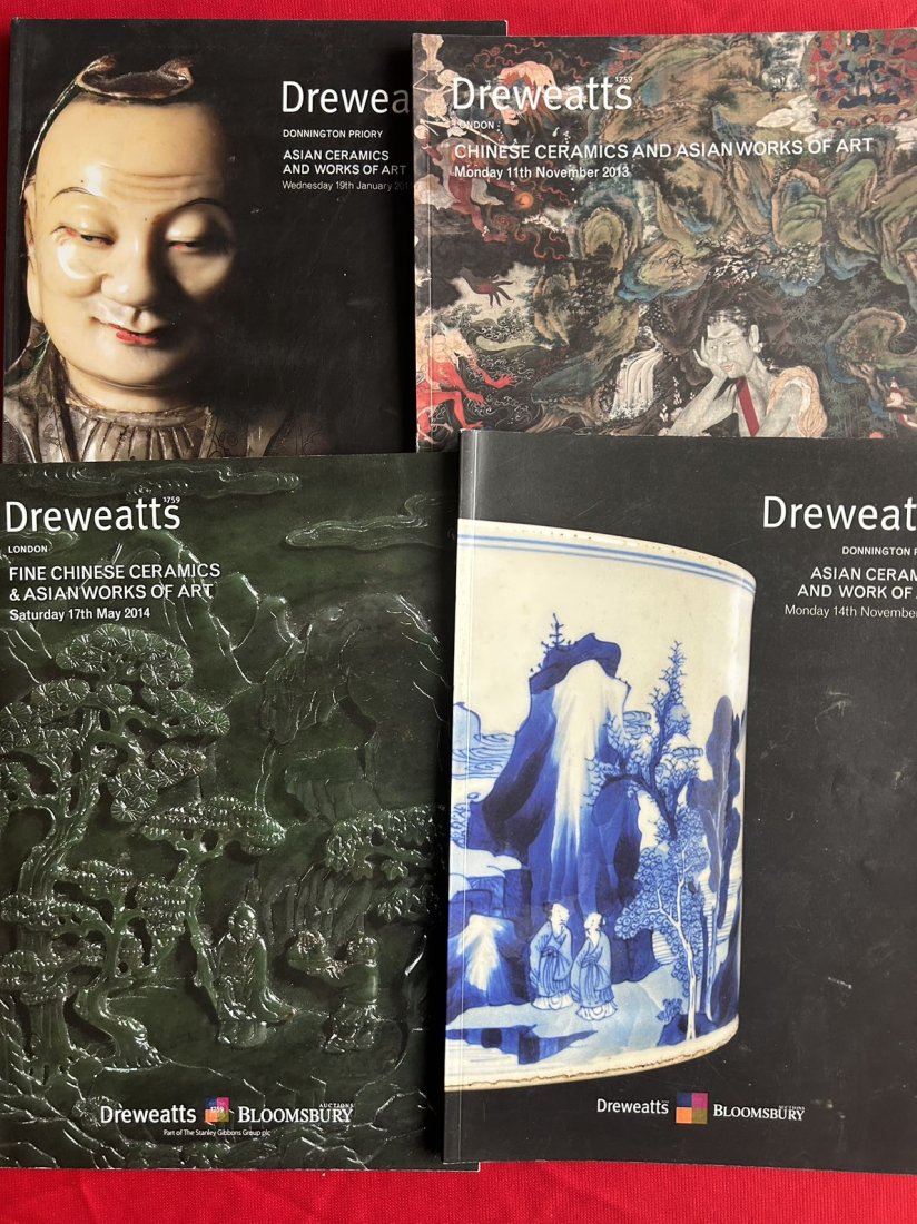 4 Volume of Dreweatt's Auction Asian Art Catalogs 2011-2014: 4 Volume of Dreweatt's Auction Asian Art Catalogs 2011-2014, good condition!