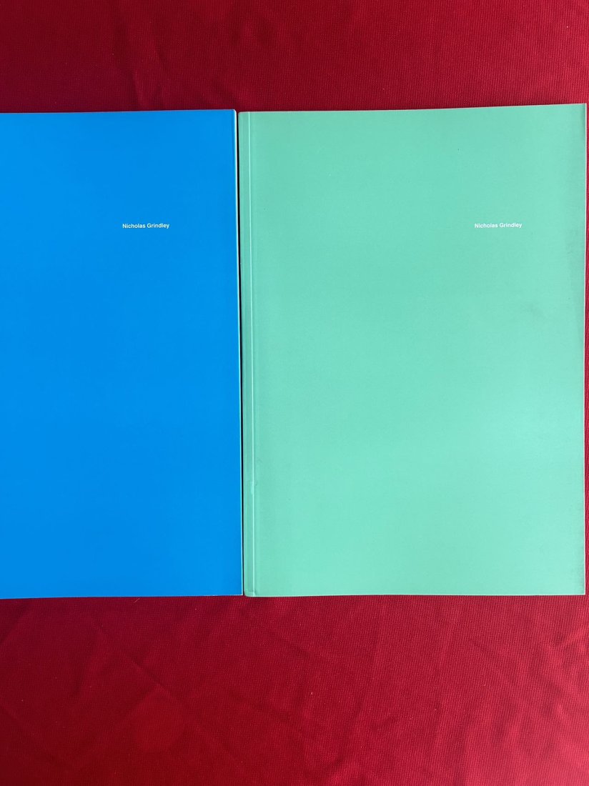 2 Famous Dealer Nicholas Grindley 2007 Chinese Art Catalog: 2 Famous Dealer Nicholas Grindley 2007 Chinese Art Catalog , very good condition!