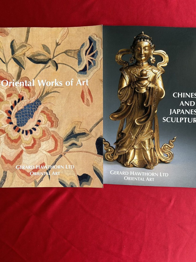 2 Famous Dealer Gerard Hawthorn Ltd 2004 Oriental Works of Art Catalogs: 2 Famous Dealer Gerard Hawthorn Ltd 2004 Oriental Works of Art Catalogs , good condition!