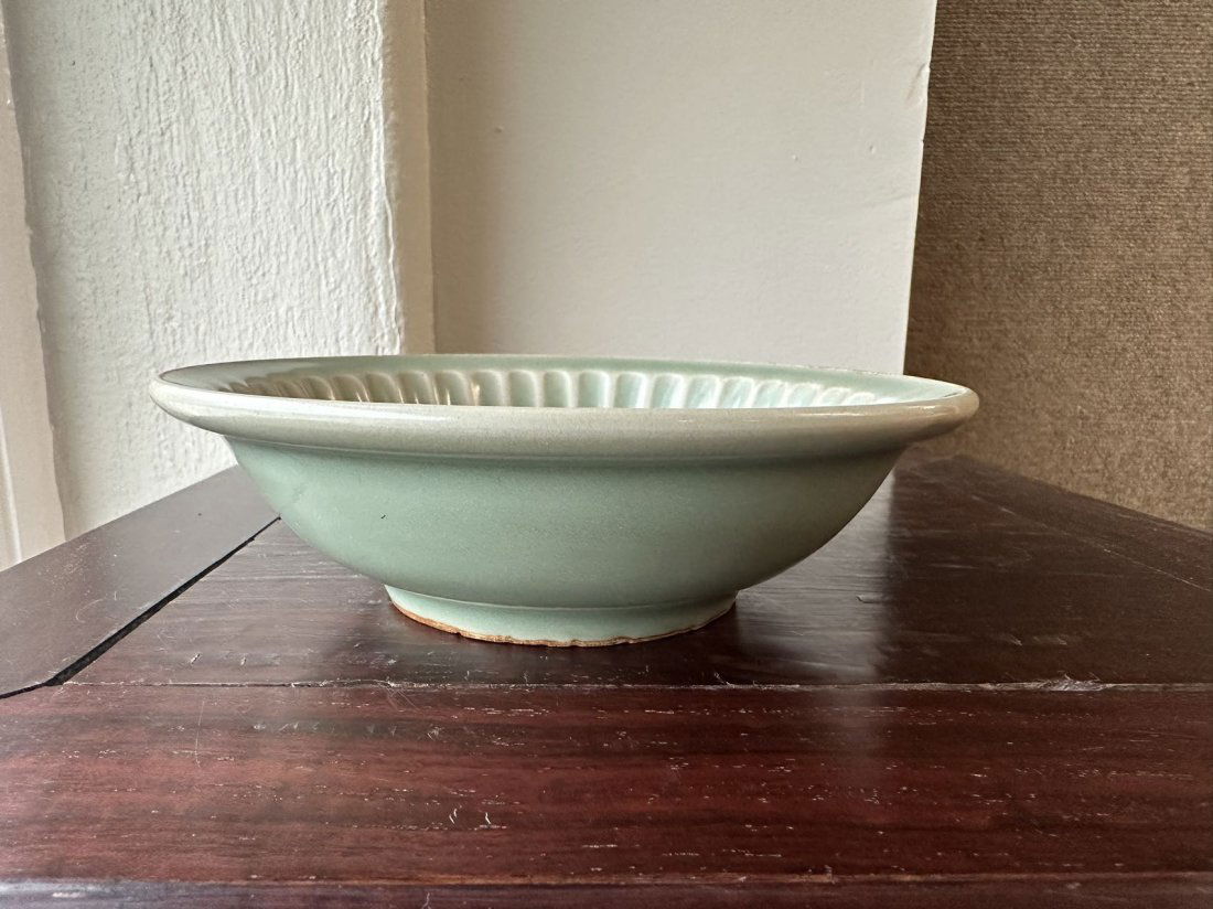 Song Dynasty Longquan Plate with Chrysanthemum Petal Pattern (1 of 7)