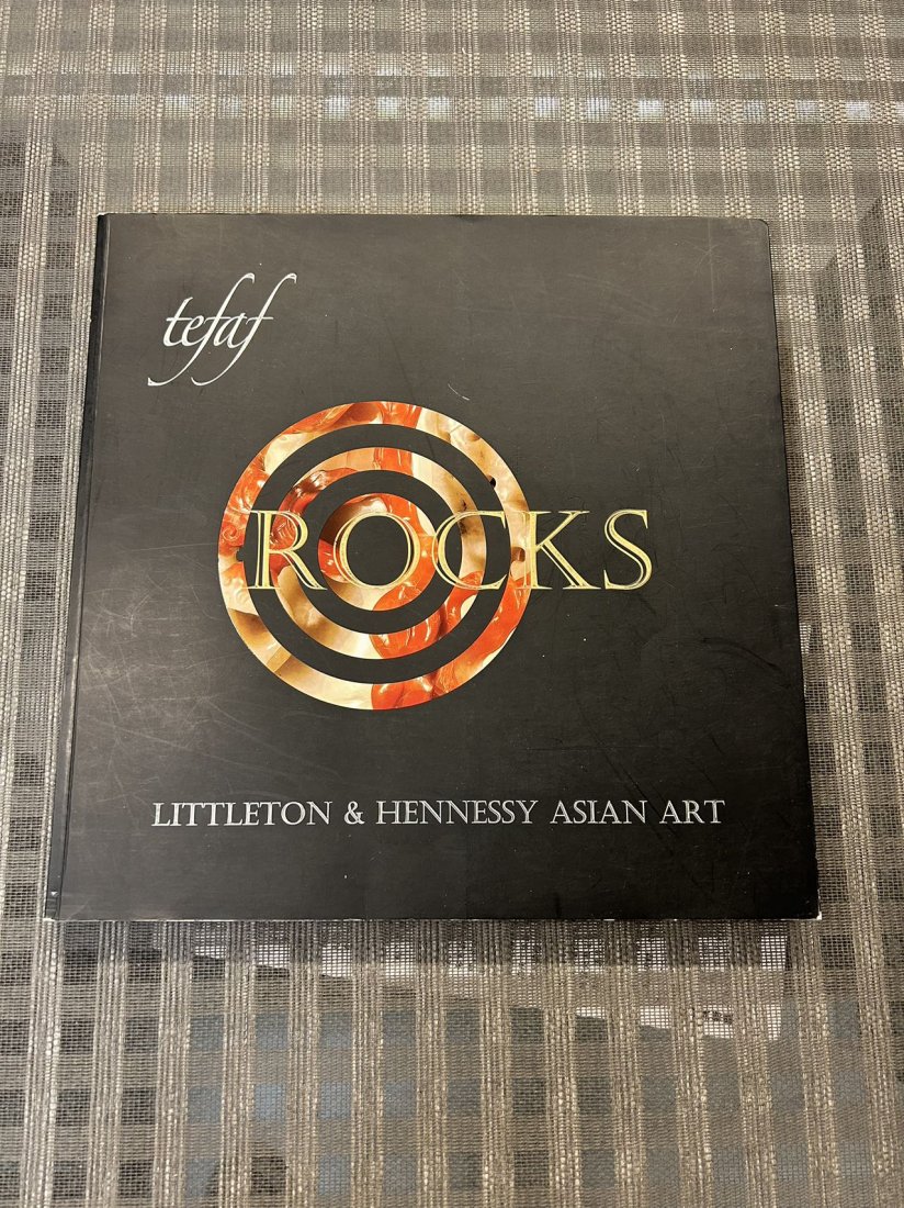Famous Dealer Littleton & Hennessy Asian Art 2008 Rocks: Famous Dealer Littleton & Hennessy Asian Art 2008 Rocks , good condition!