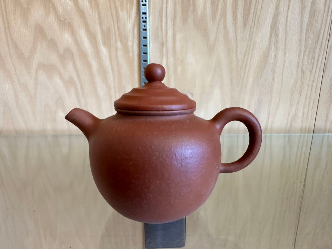 Private Collection of YIXING ZISHA Teapot 30 (1 of 11)
