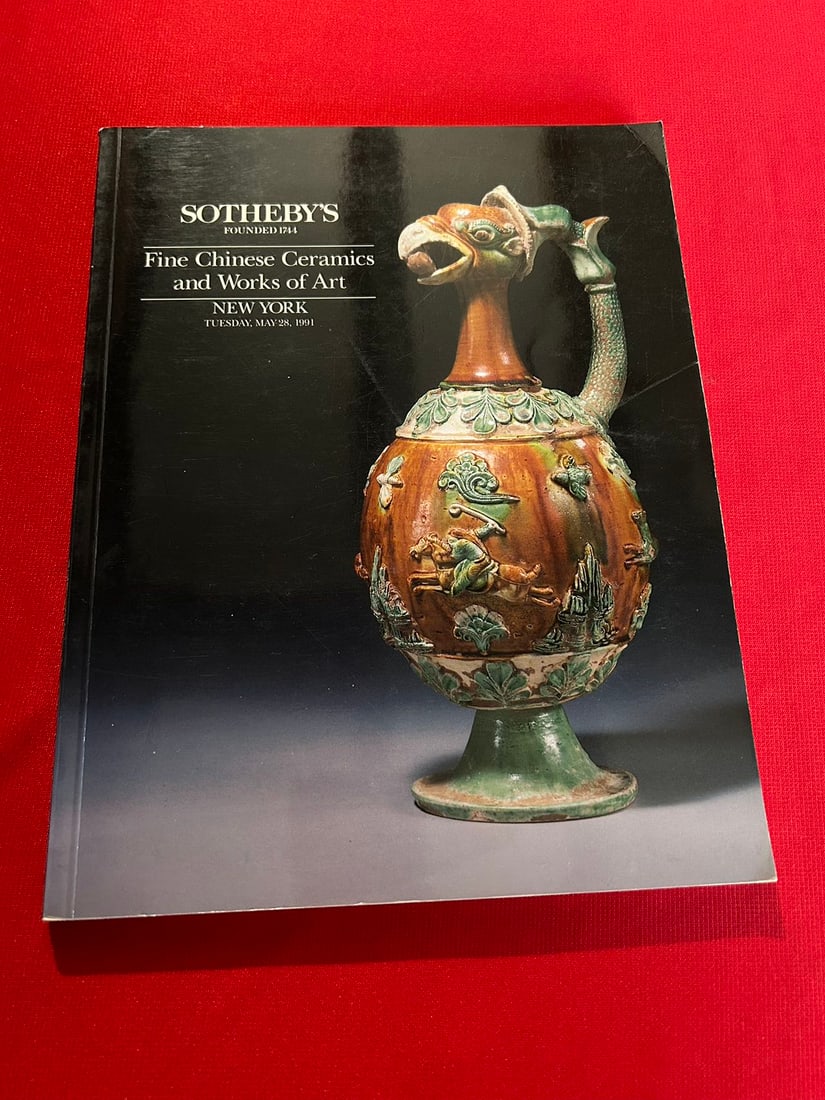 NY Sotheby's 1991 Fine Chinese Ceramics and Works of Art: NY Sotheby's 1991 Fine Chinese Ceramics and Works of Art , good condition!