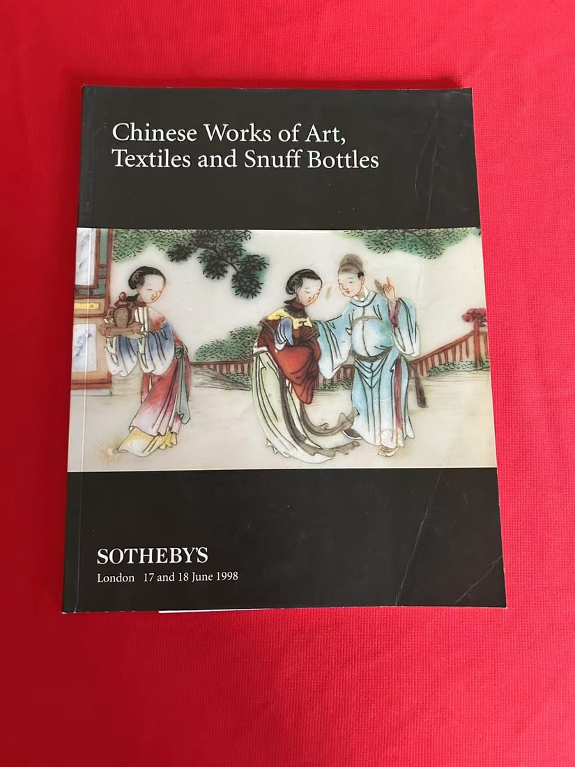LD Sotheby's 1998 Chinese Works of Art, Textiles and Snuff Bottles: LD Sotheby's 1998 Chinese Works of Art, Textiles and Snuff Bottles , good condition!