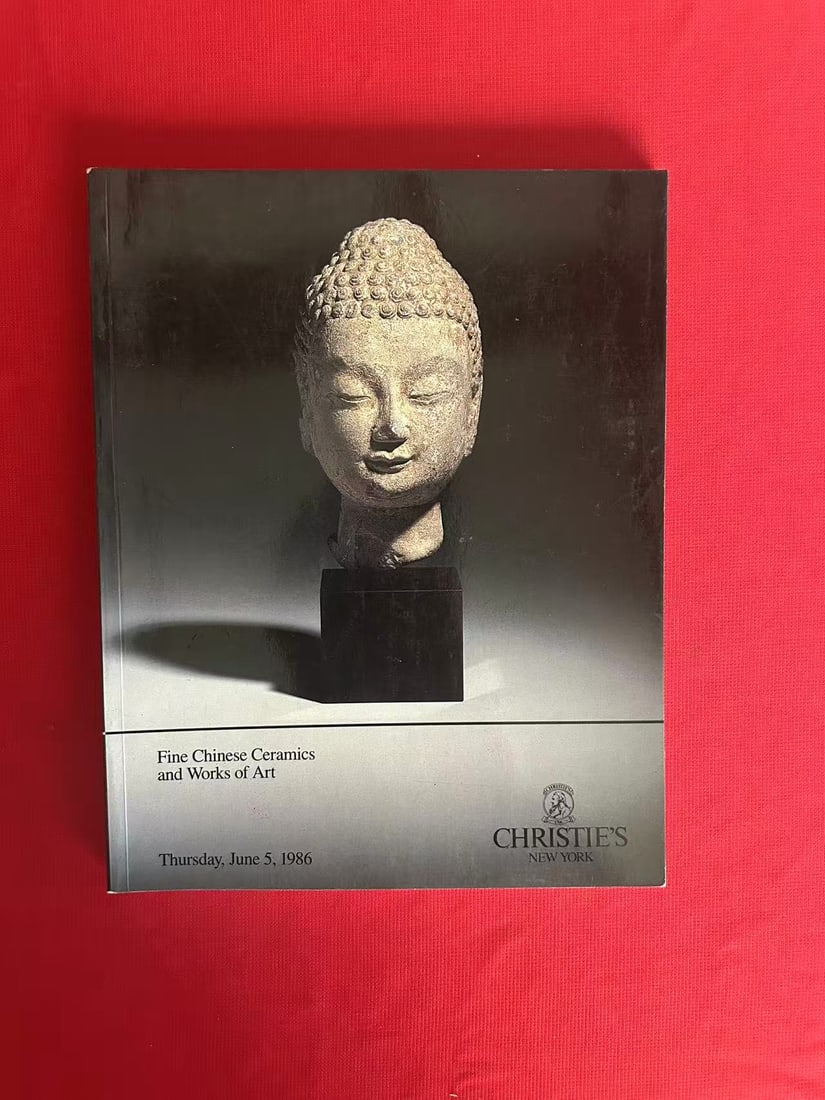 NY Christie's 1986 Fine Chinese Ceramics and Works of Art: NY Christie's 1986 Fine Chinese Ceramics and Works of Art , good condition!