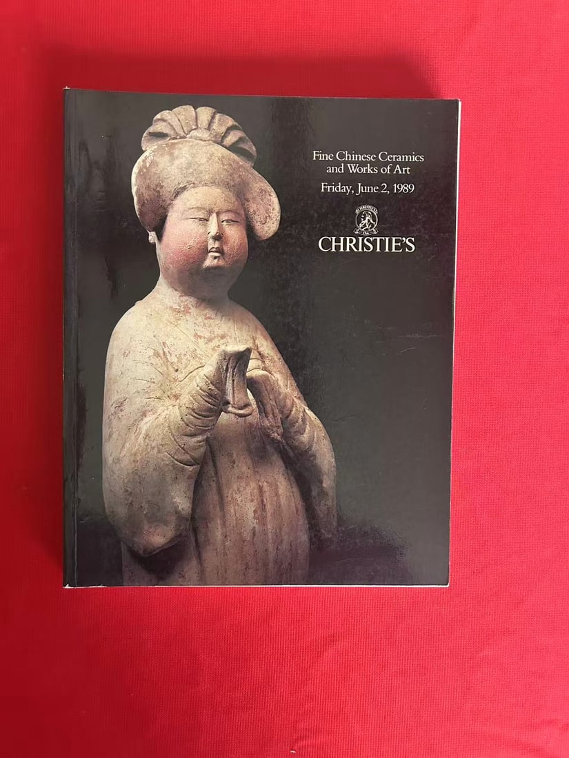 NY Christie's 1989 Fine Chinese Ceramics and Works of Art: NY Christie's 1989 Fine Chinese Ceramics and Works of Art , good condition!