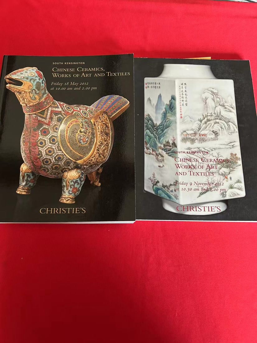 2 Volumes Christie's Fine Chinese Ceramics and Works of Art: 2 Volumes Christie's Fine Chinese Ceramics and Works of Art , good condition!