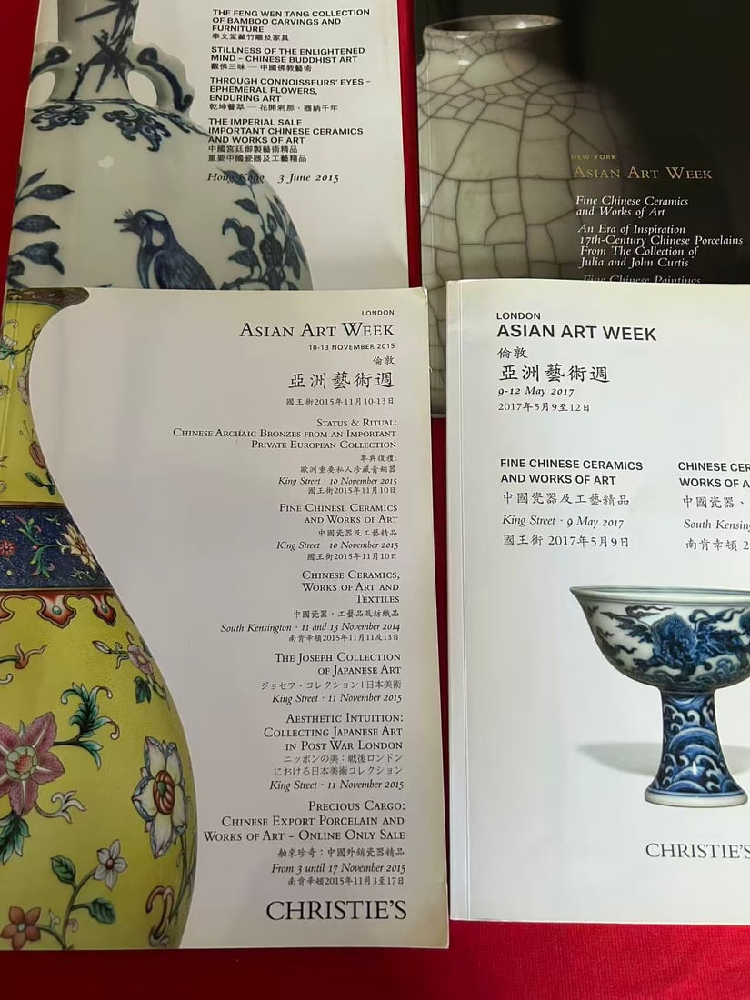 4 Volumes Christie's Asia Art Week Magazine: 4 Volumes Christie's Asia Art Week Magazine, good condition!