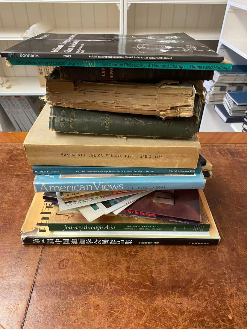 A Group of books about Art (mainly Asian Art ): A Group of books about Art (mainly Asian Art ) , some are acceptable condition!