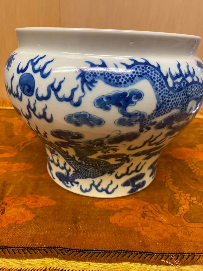 Private Collection of Chinese Ceramics, No 54 - 2
