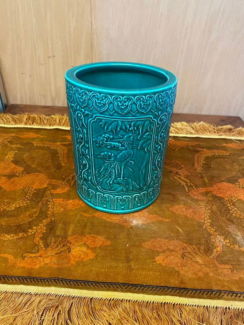 Private Collection of Chinese Ceramics, No 61: Private Collection of Chinese Ceramics, No 61, size H 7 * D 5 1/2 in.