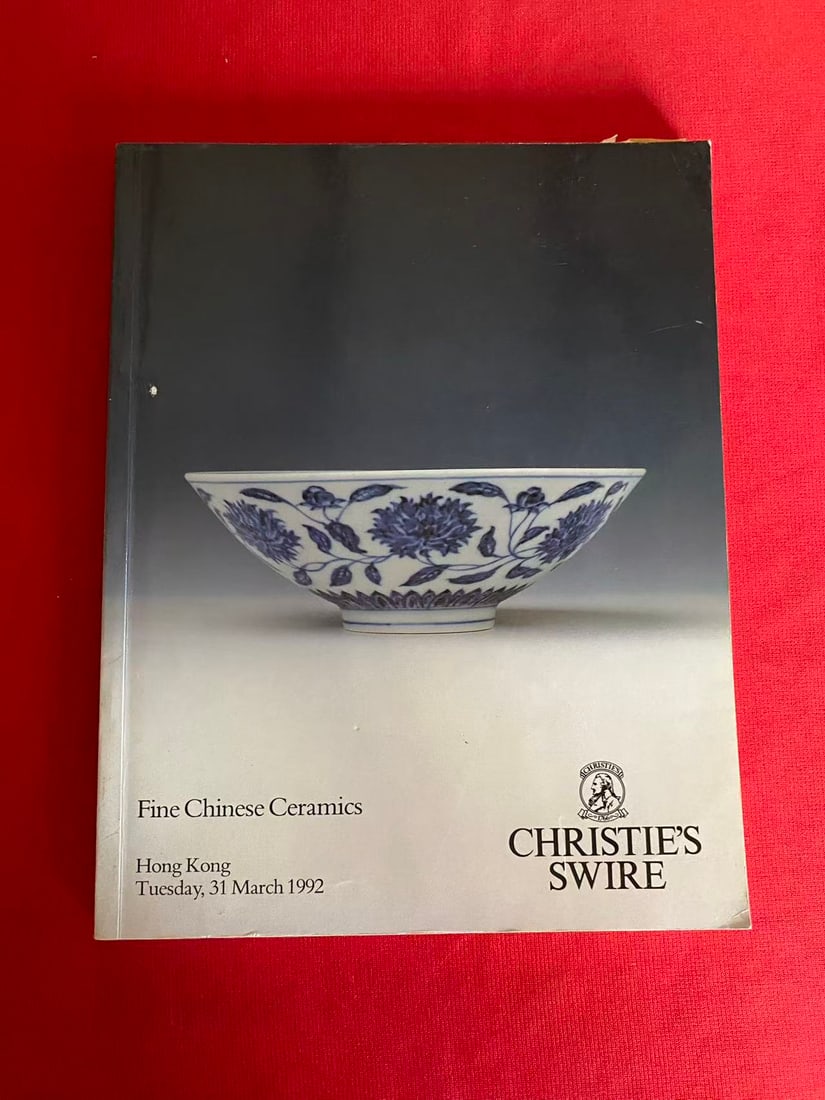 HK Christie's 1992 Fine Chinese Ceramics: HK Christie's 1992 Fine Chinese Ceramics , good condition!
