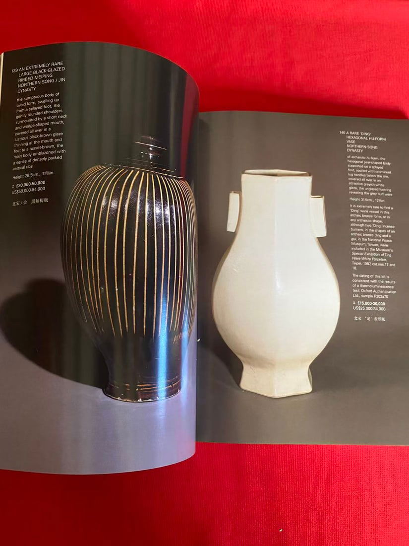 LD Sotheby's 2003 FINE CHINESE CERAMICS AND WORKS OF ART - 3