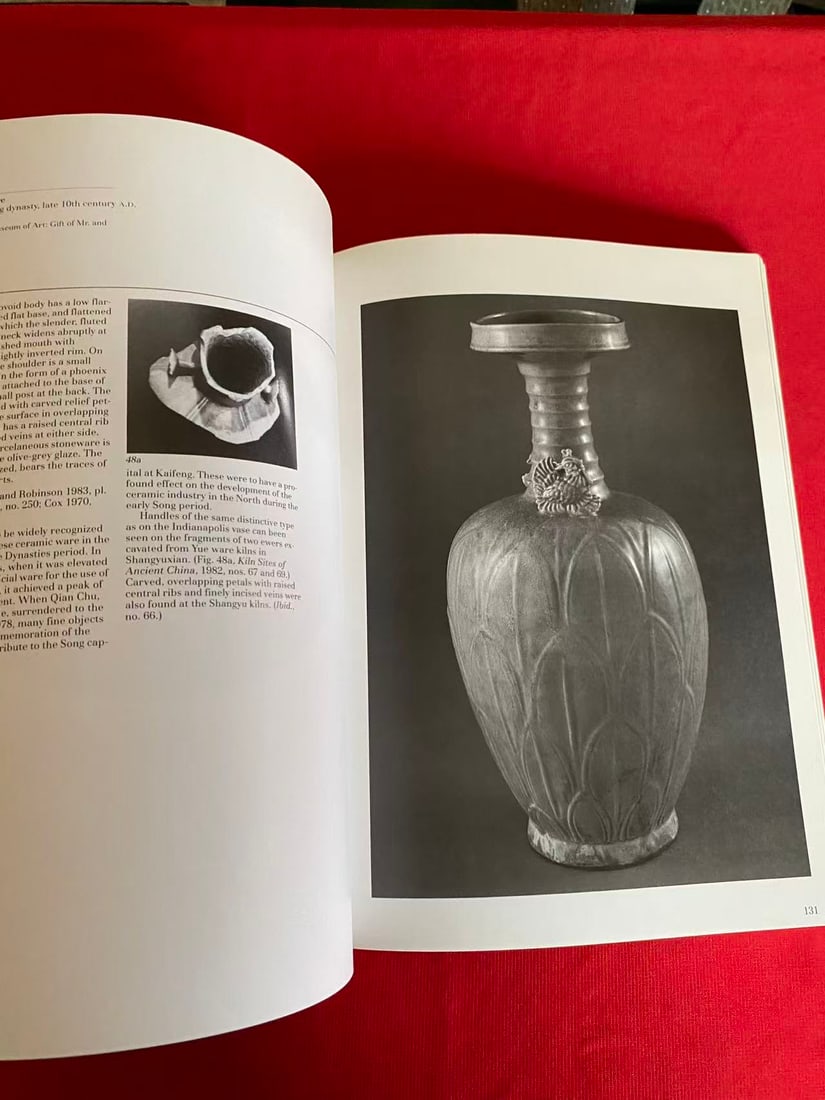 ICE AND GREEN CLOUDS Traditions of Chinese Celadon - 3