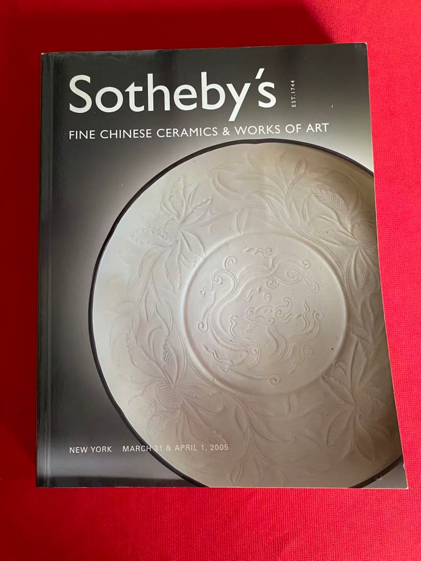 NY Sotheby's 2005 FINE CHINESE CERAMICS & WORKS OF ART: NY Sotheby's 2005 FINE CHINESE CERAMICS & WORKS OF ART , good condition!