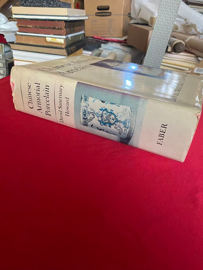 Chinese Armorial Porcelain by David Sanctuary Howard( extra heavy) - 2