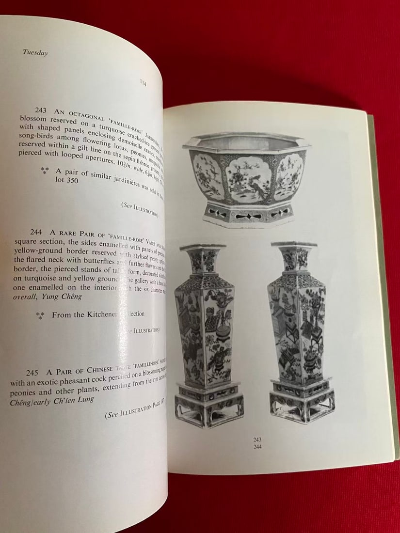 LD Sotheby's 1974 CHINESE HARDSTONE CARVINGS AND EXPORT PORCELAIN - 2