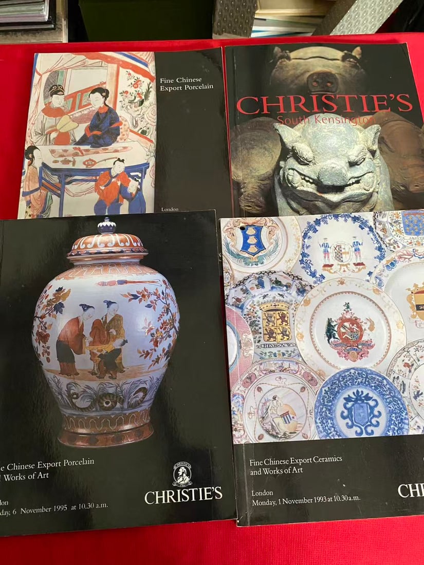 4 Volumes Christie's Asian Art Catalog: 4 Volumes Christie's Asian Art Catalog, good condition!