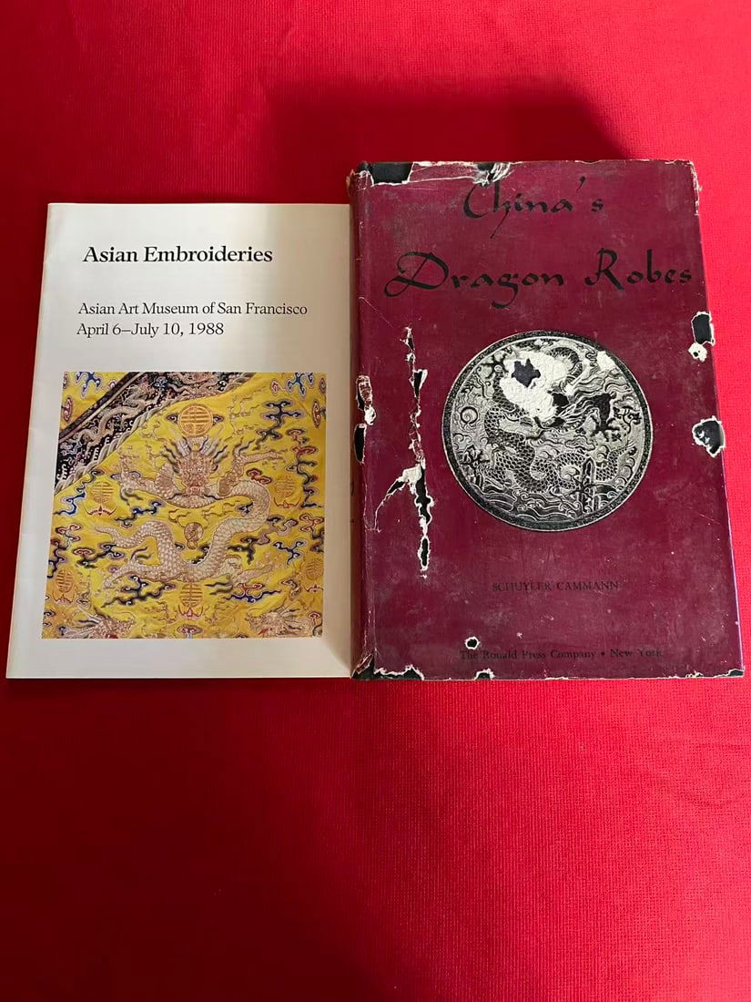 2 Books about China's Dragon Robes: 2 Books about China's Dragon Robes , good condition!