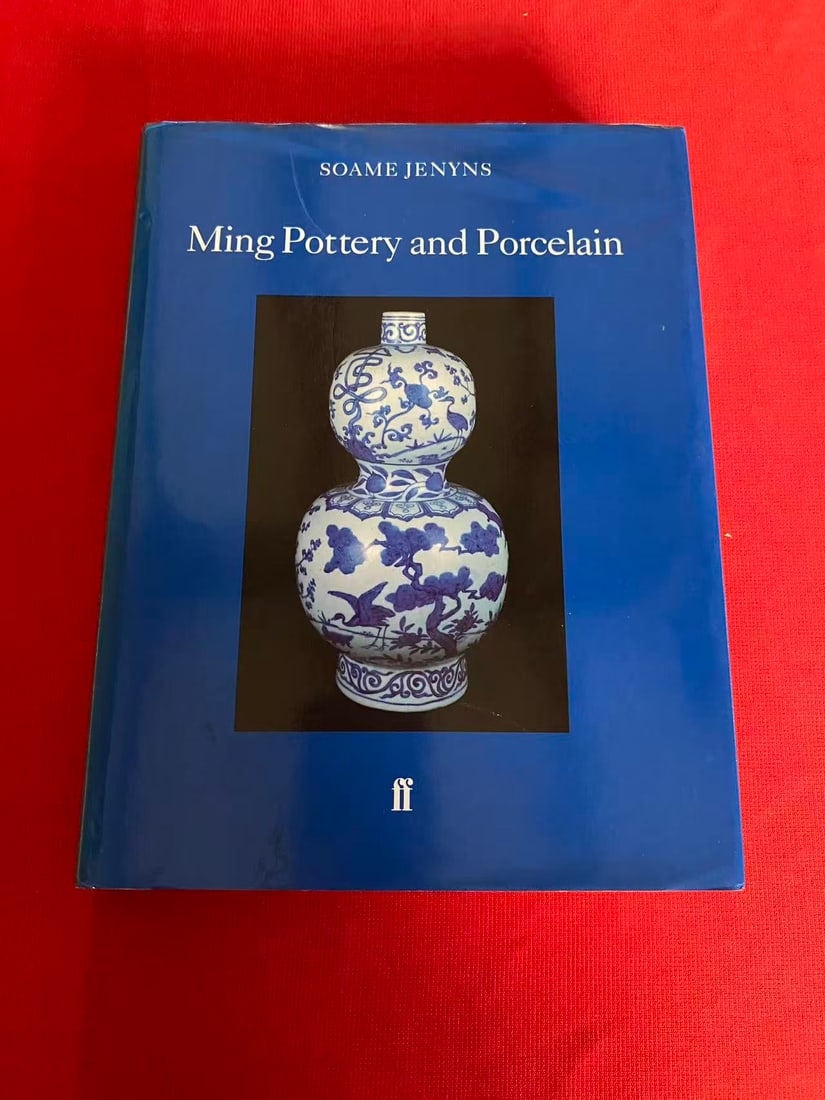 Ming Pottery and Porcelain by SOAME JENYNS: Ming Pottery and Porcelain by SOAME JENYNS , published in 1988, hard cover and good condition!