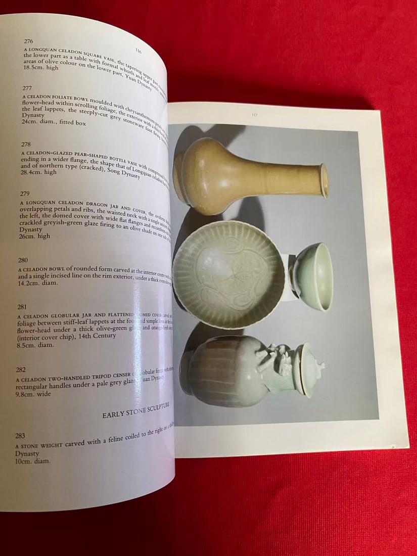 LD Christie's 1986 FINE CHINESE CERAMICS, JADES AND WORKS OF ART - 2