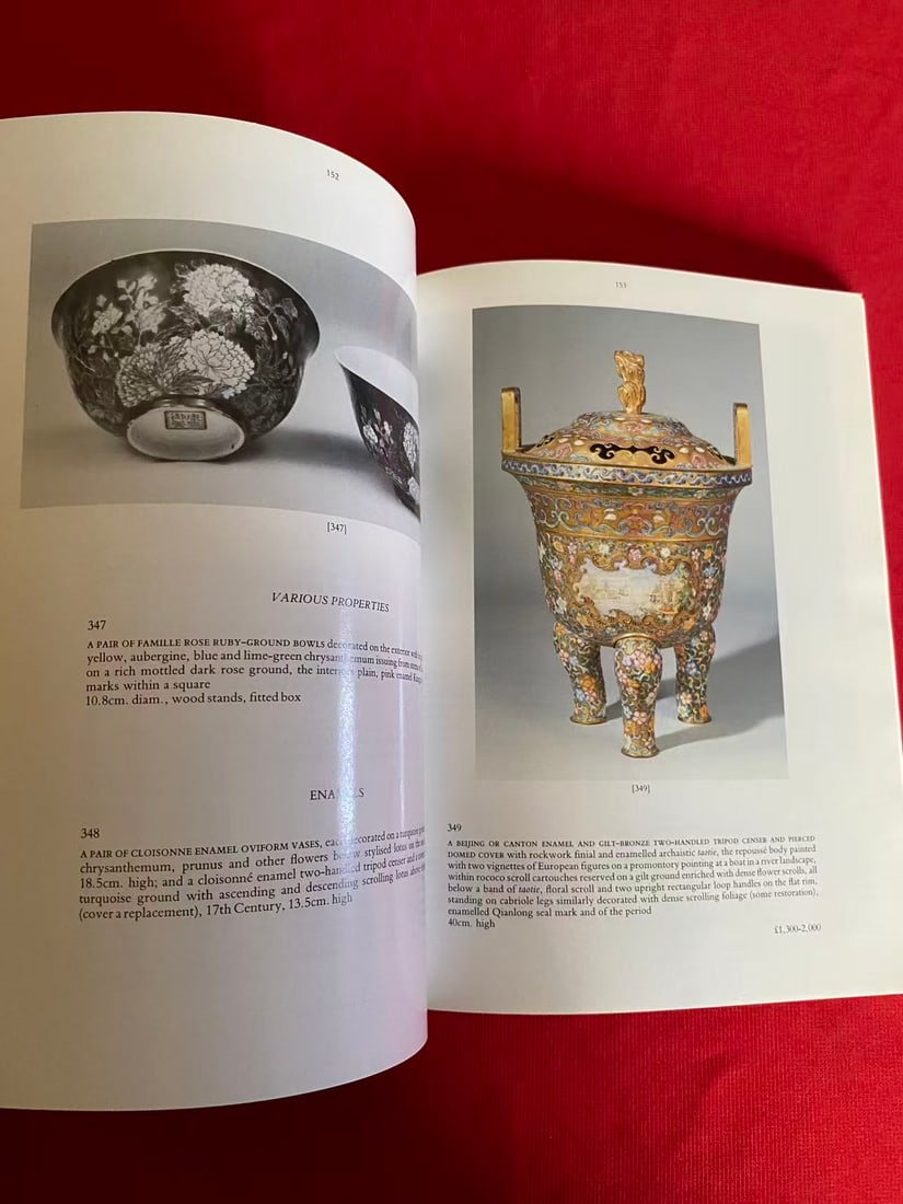 LD Christie's 1986 FINE CHINESE CERAMICS, JADES AND WORKS OF ART - 3