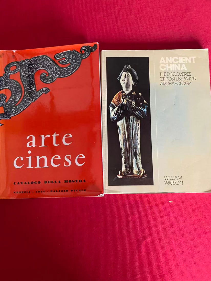 2 Books about Ancient Chinese Art: 2 Books about Ancient Chinese Art , good condition!