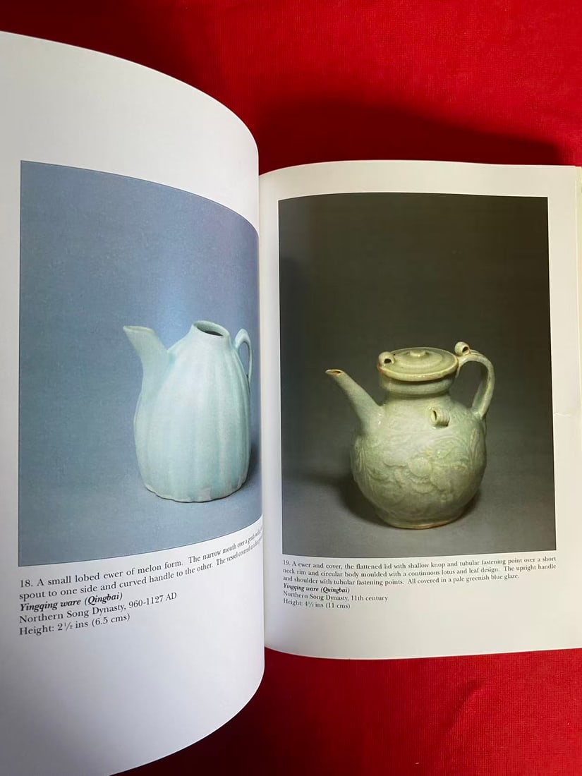 CHINESE CERAMICS from the IOth-l4th century - 2