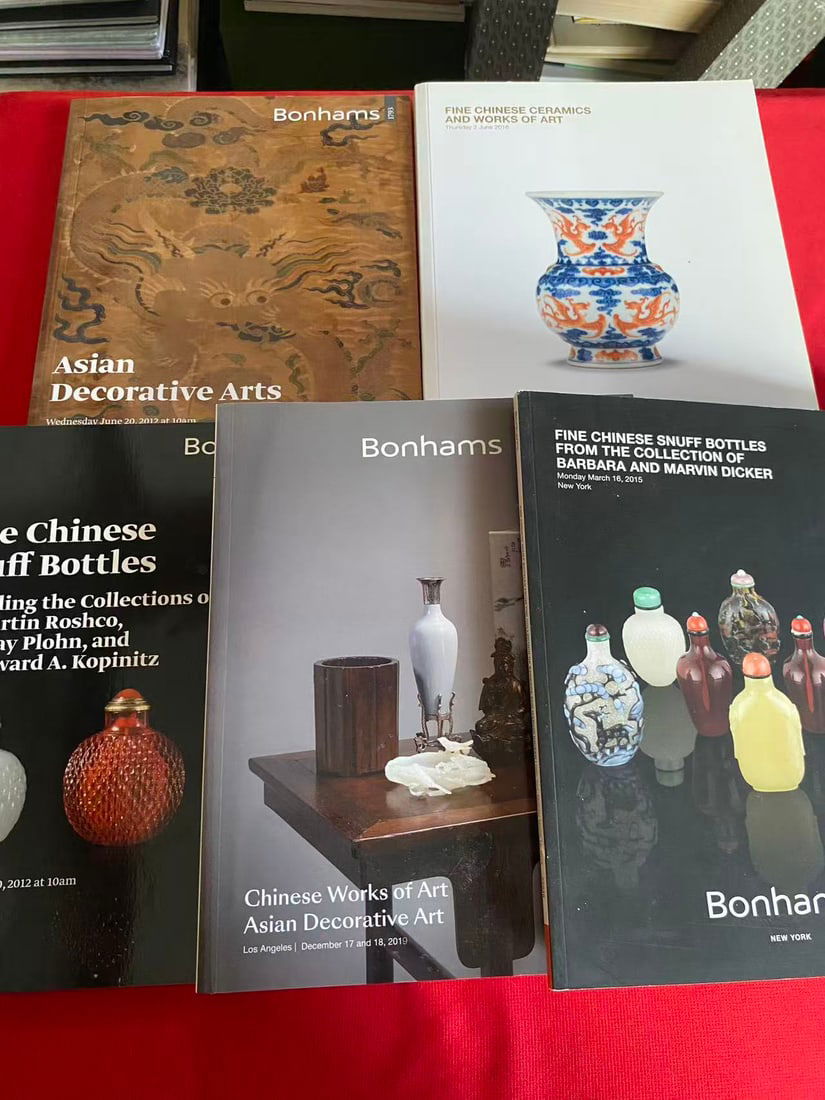5 Volumes Bonhams Asian Art Catalog: 5 Volumes Bonhams Asian Art Catalog, good condition!