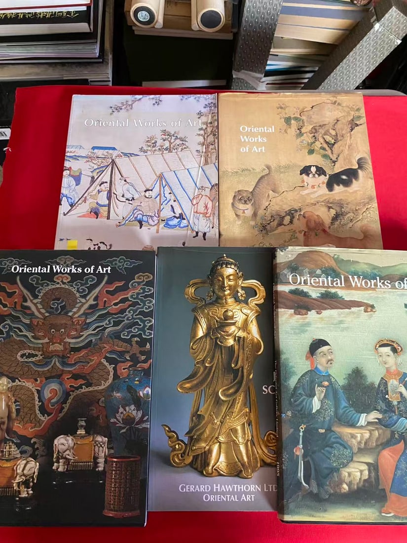 5 Volumes Oriental Works of Art by GERARD HAWTHORN LTD ORIENTAL ART: 5 Volumes Oriental Works of Art by GERARD HAWTHORN LTD ORIENTAL ART, good condition!