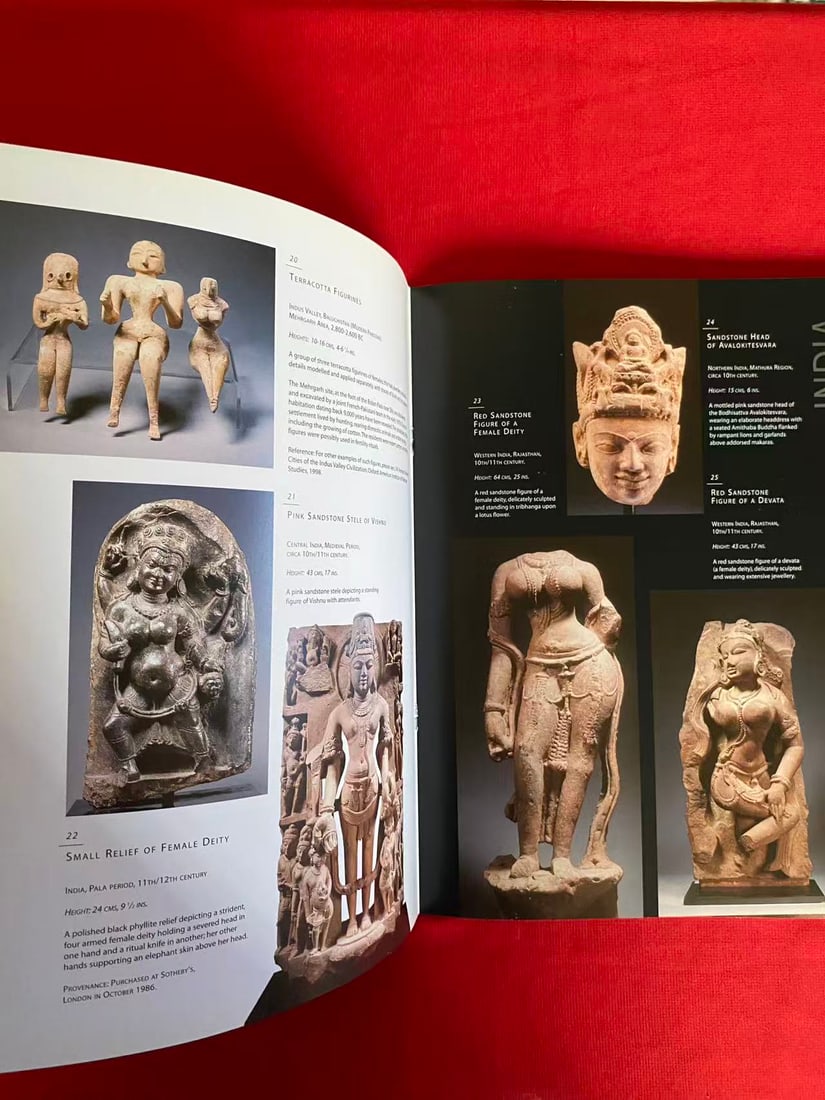 2 Volumes JONATHAN TUCKER ANTONIA TOZER ASIAN ART - 3