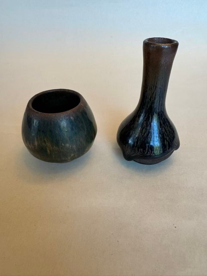 Two Jian Ware Vessels, Including a Small Jar and a Long-Necked Vase (1 of 4)
