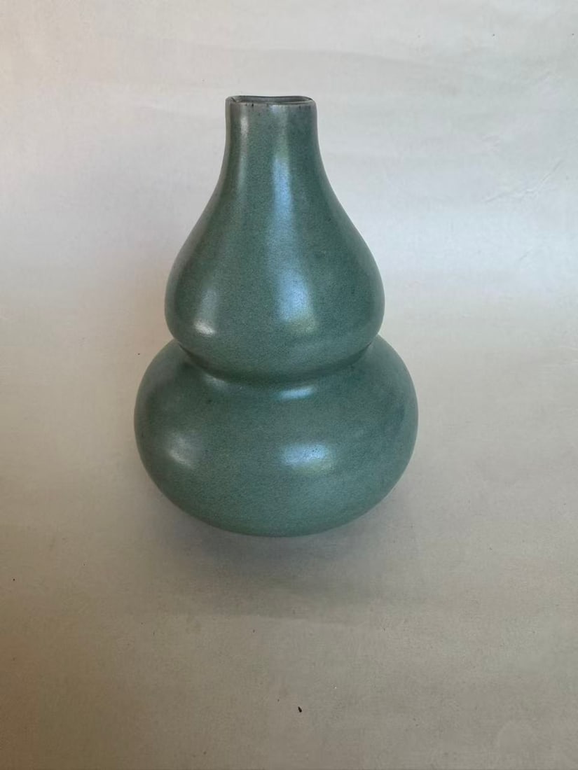 A Longquan Celadon Double-Gourd Vase (1 of 3)