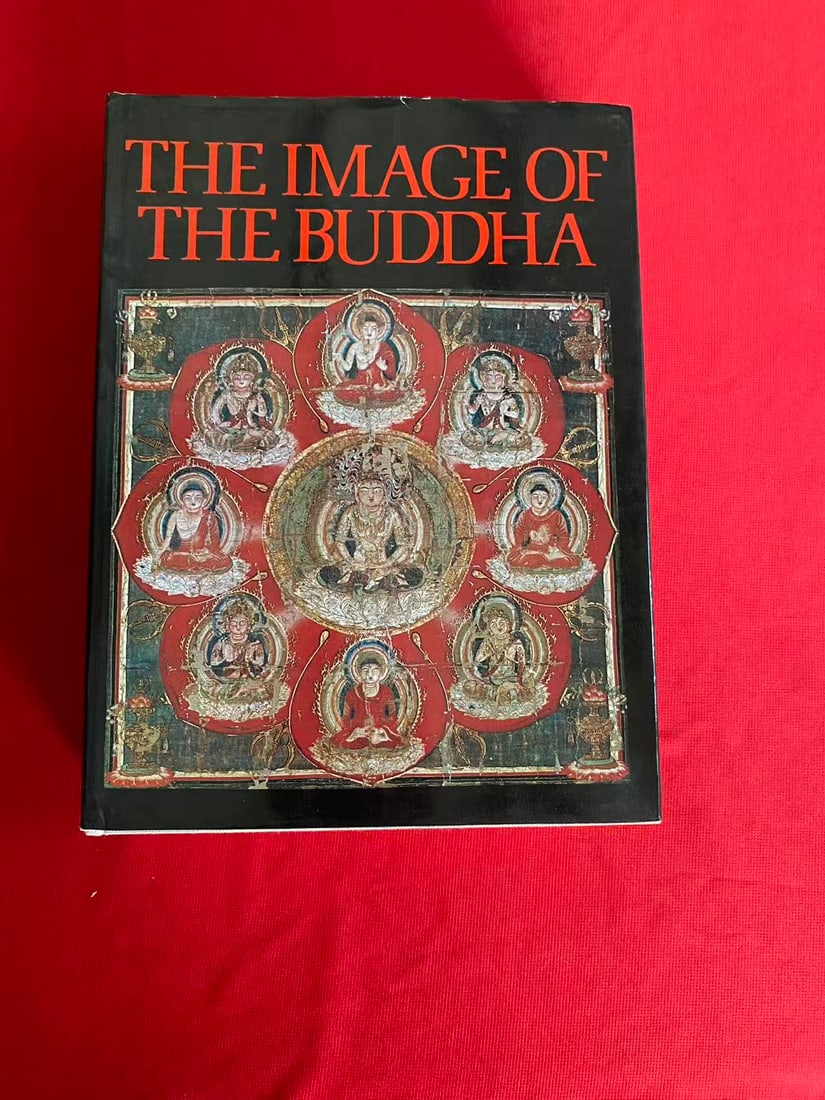 THE IMAGE OF THE BUDDHA (very heavy): THE IMAGE OF THE BUDDHA (very heavy), published in 1978, hard cover and good condition!
