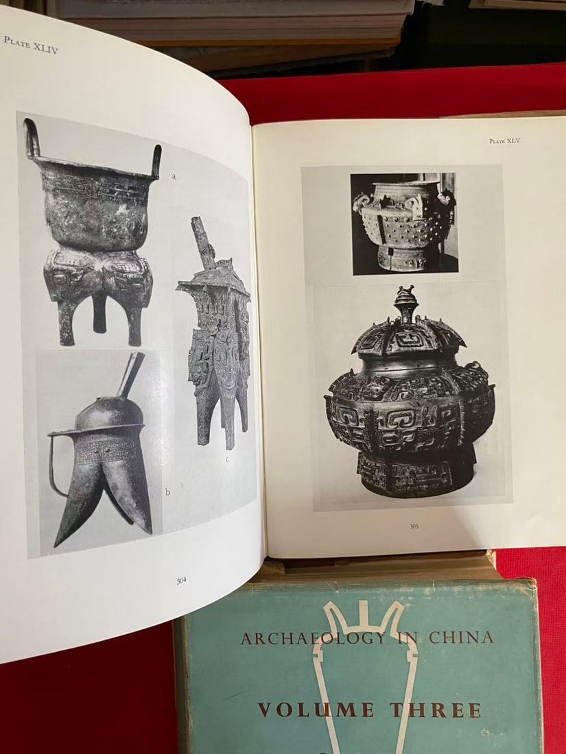 3 Volumes ARCHAEOLOGY IN CHINA - 4