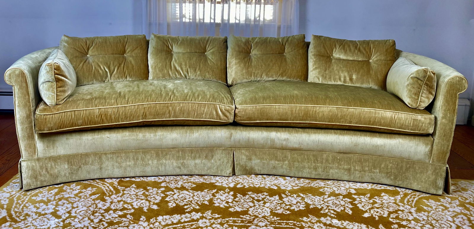 Henredon loveseat 2024