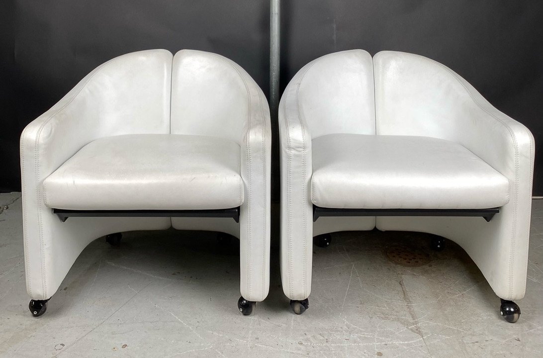 2nd Pr Eugenio Gerli White Leather Arm Chairs by Tecno (1 of 13)