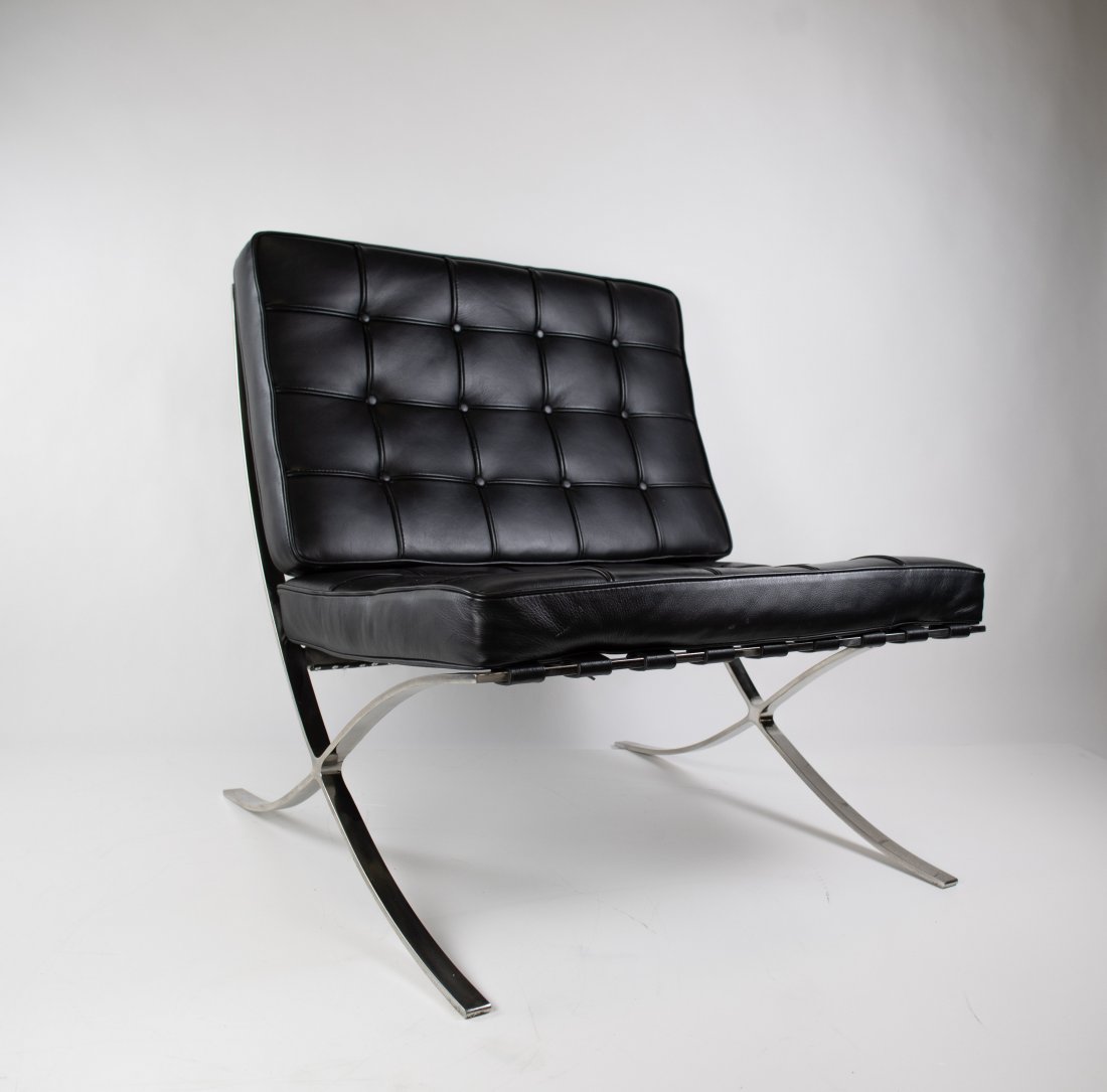 Mies Van Der Rhoe Barcelona Chair in black leather (1 of 11)
