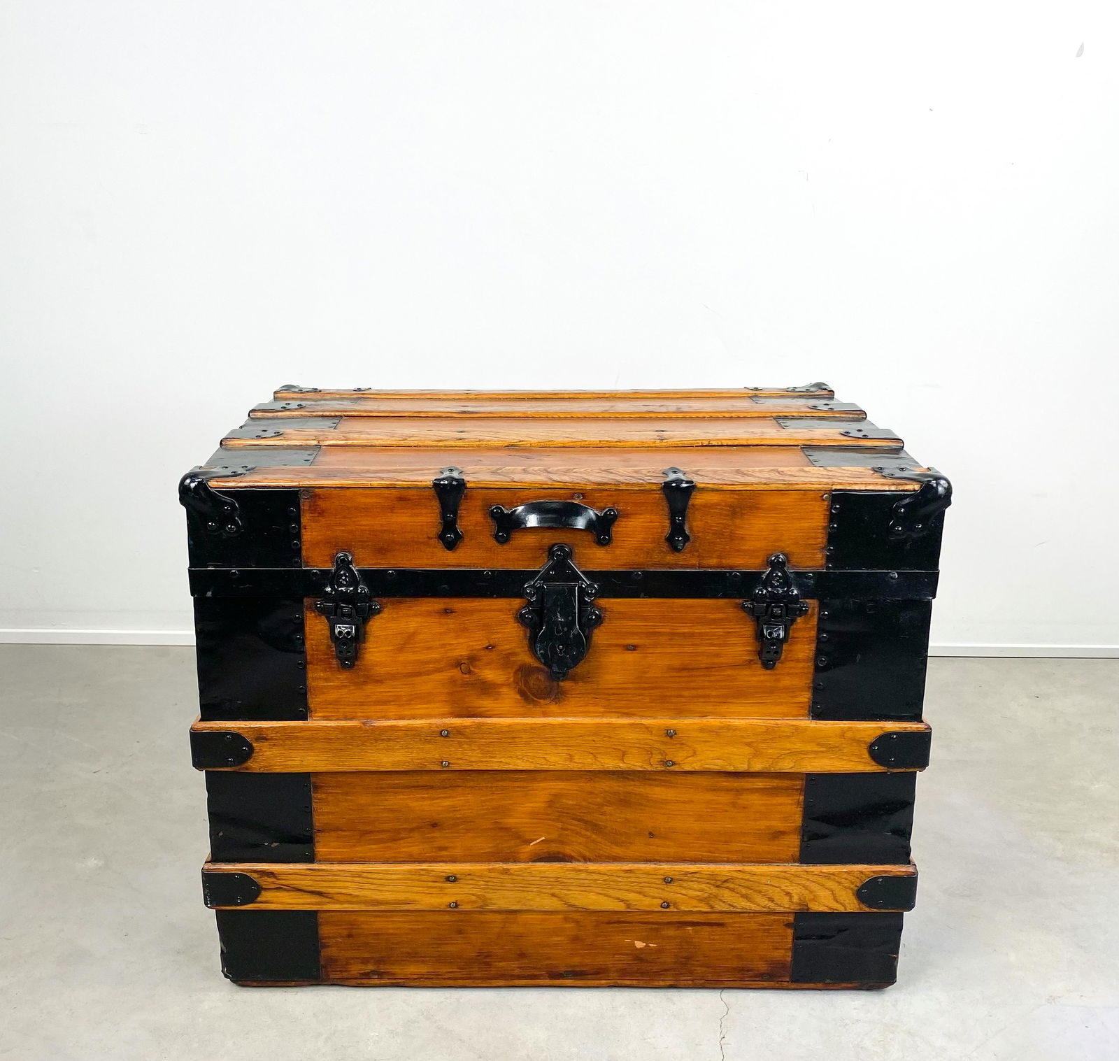Refurbished Antique Steamer Trunk (1 of 13)