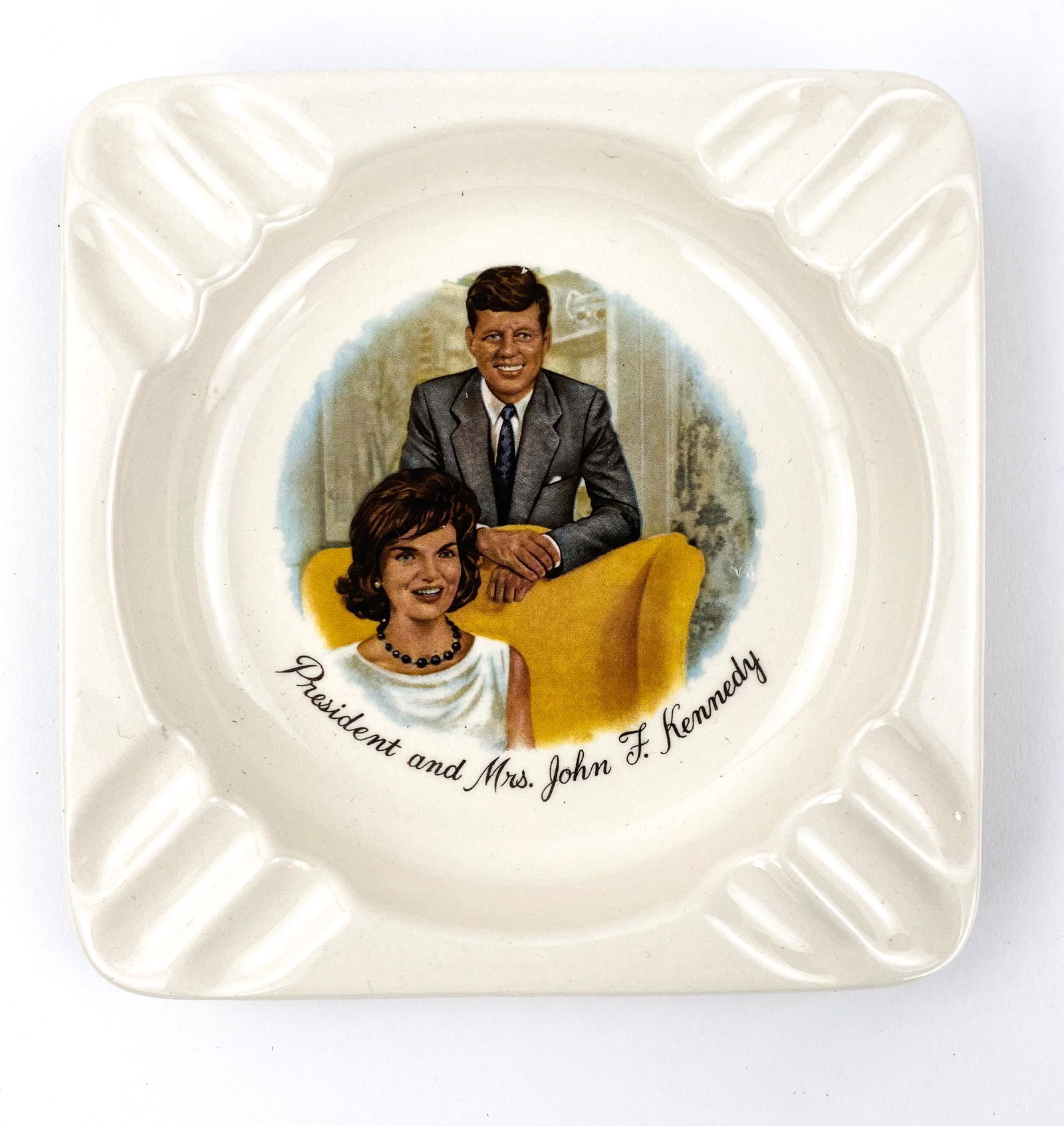 Vintage JFK & Jackie O Ceramic Ash Tray (1 of 5)