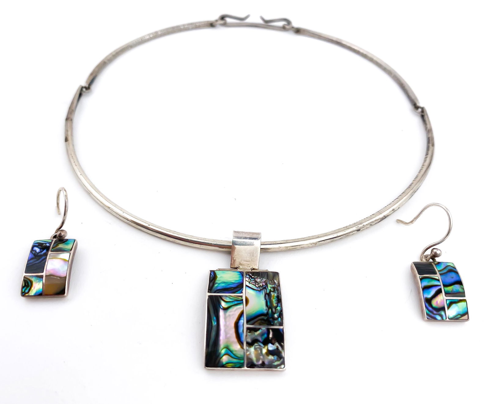 Sterling Silver & Abalone Necklace and Earrings: Vintage abalone choker necklace and wire drop earrings. Beautiful colors and detail. Hallmark on back. Necklace weighs 29.65 g, Earrings 4.19 g.
