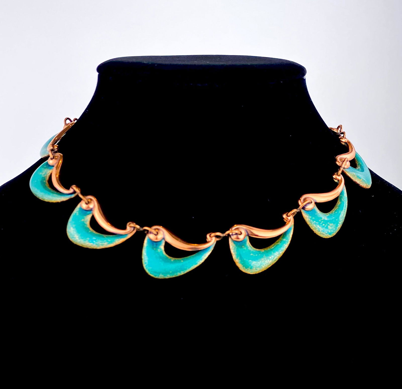 Matisse Vintage Green Enamel Necklace (1 of 6)